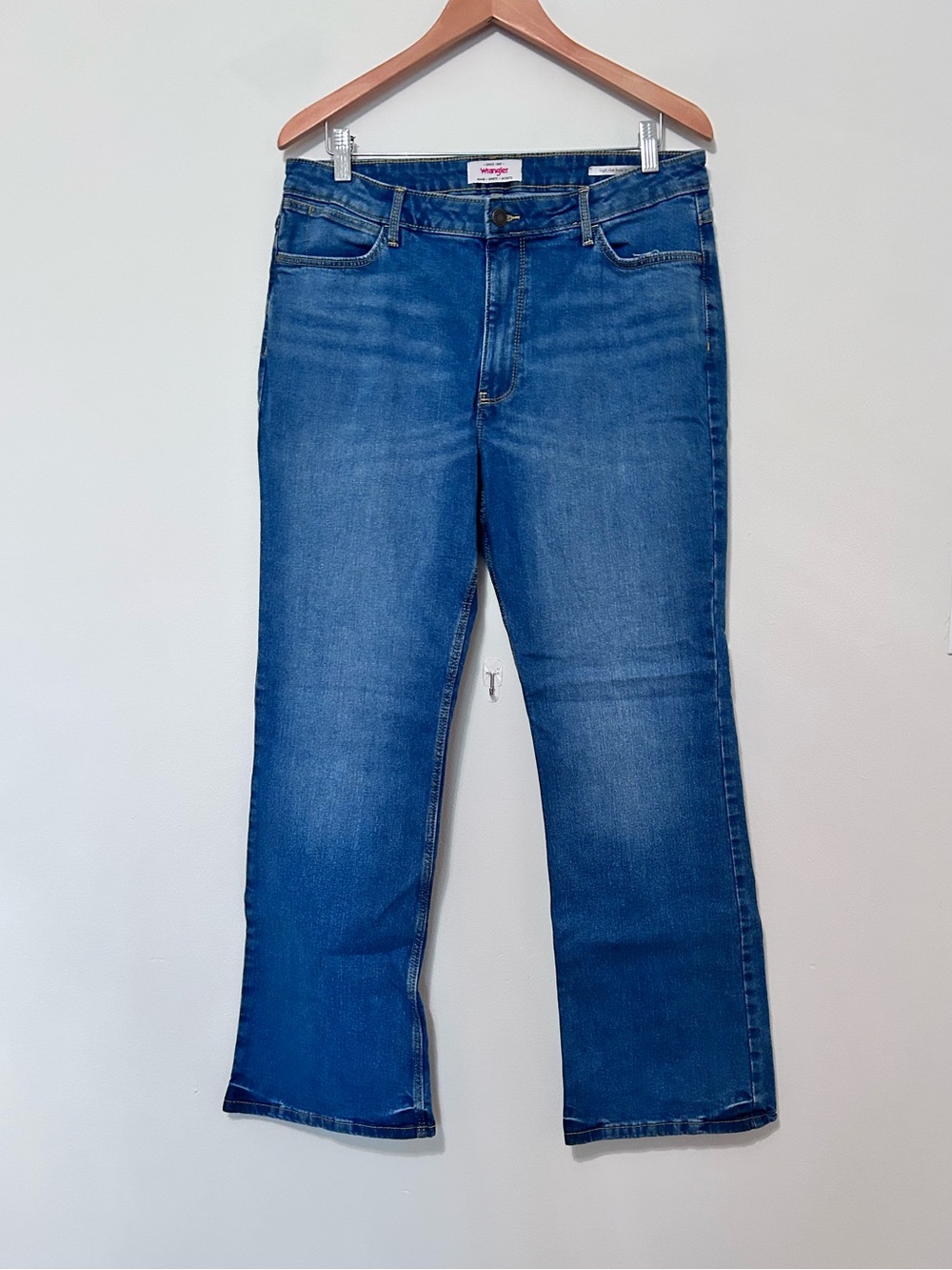 Wrangler Jeans High Rise Bold Boot Cut, Medium Blue Wash, 14x30